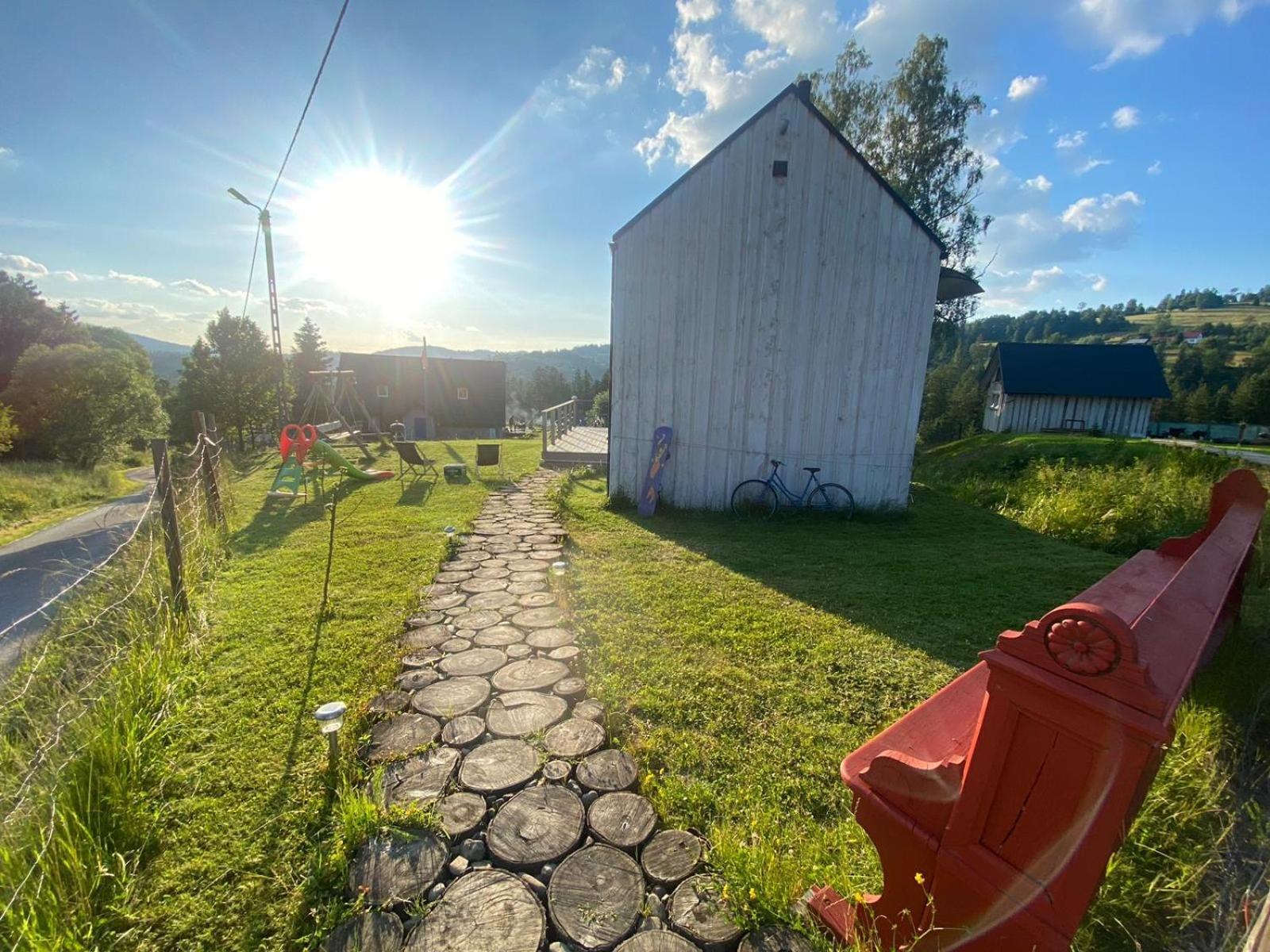 Domek Mecenasa Nieledwia Buitenkant foto